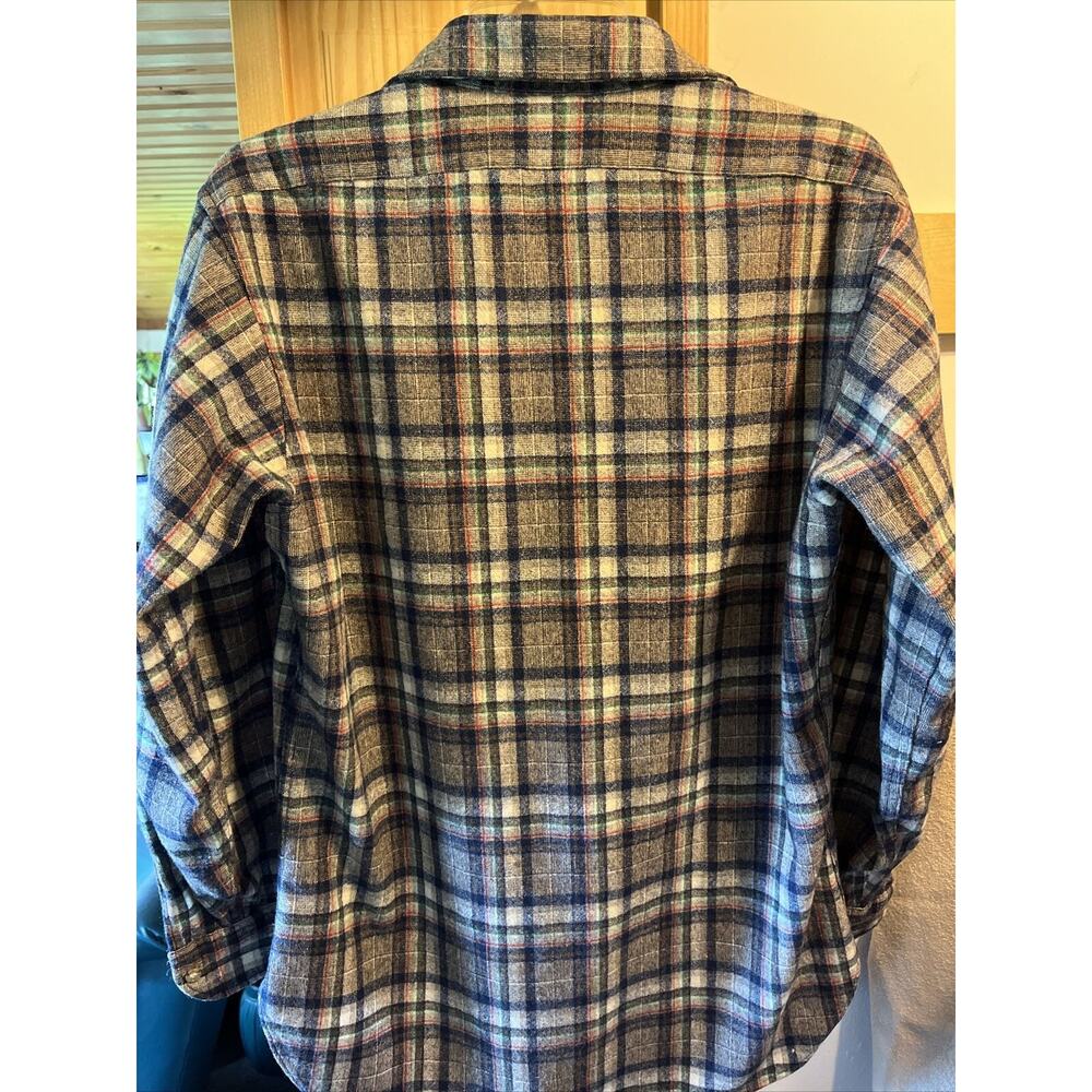Pendleton Men’s Medium Gray Plaid Wool Flannel Sl… - image 8